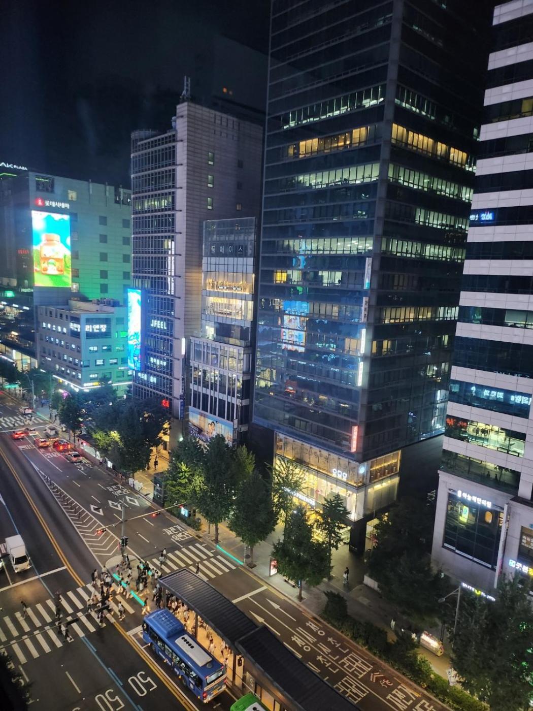 Hongdae Cleanhouse Hotel Сеул Екстериор снимка
