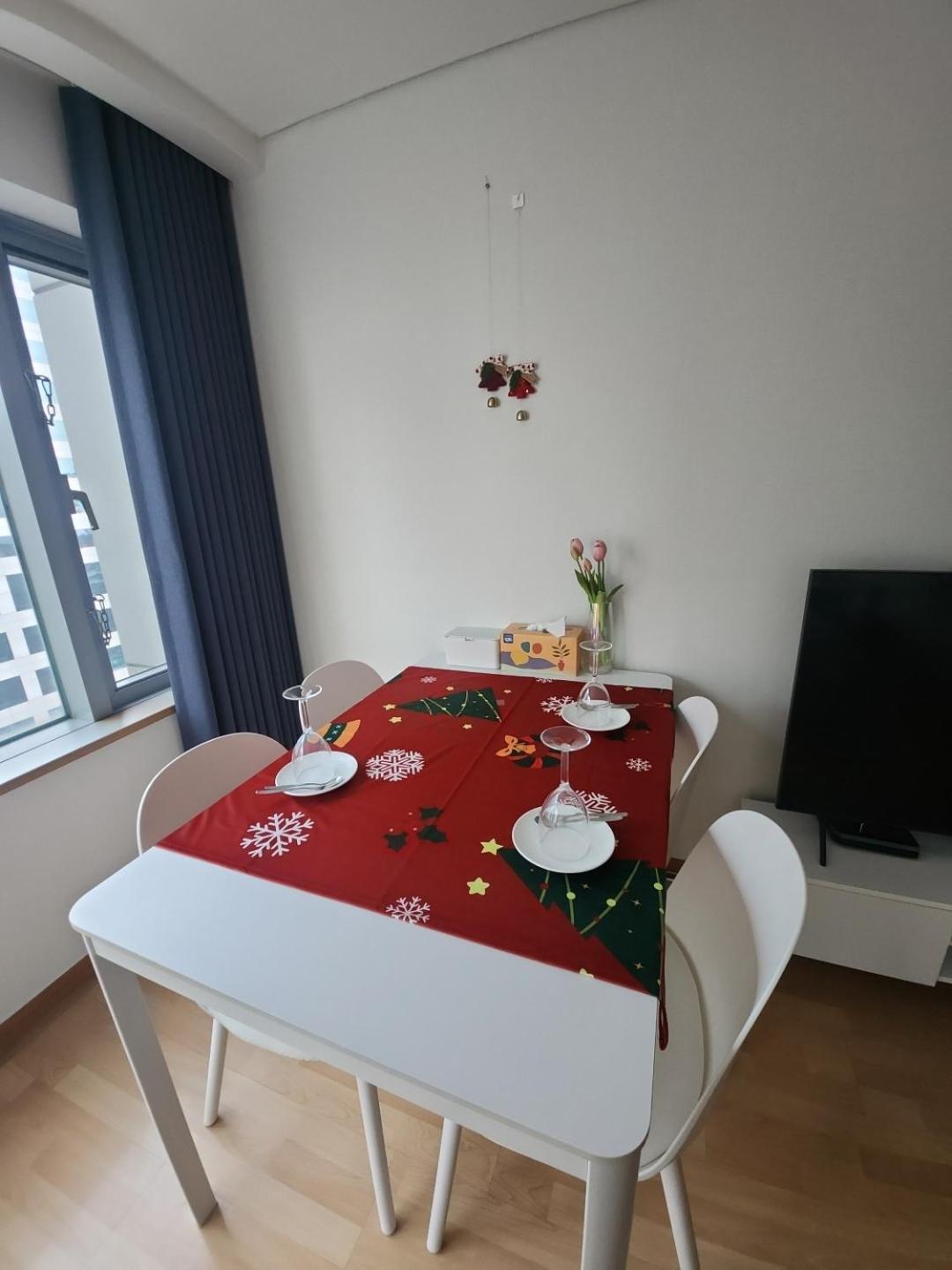 Hongdae Cleanhouse Hotel Сеул Екстериор снимка